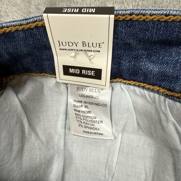 Judy Blue Jeans Shorts Women’s XL Blue Denim Mid-Rise Light Wash JB15251MD - Picture 5 of 9